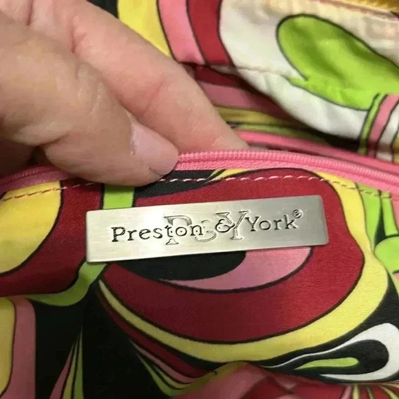 Preston & York handbag, pre-loved, beautiful yellow color, excellent condition. - Picture 8 of 11